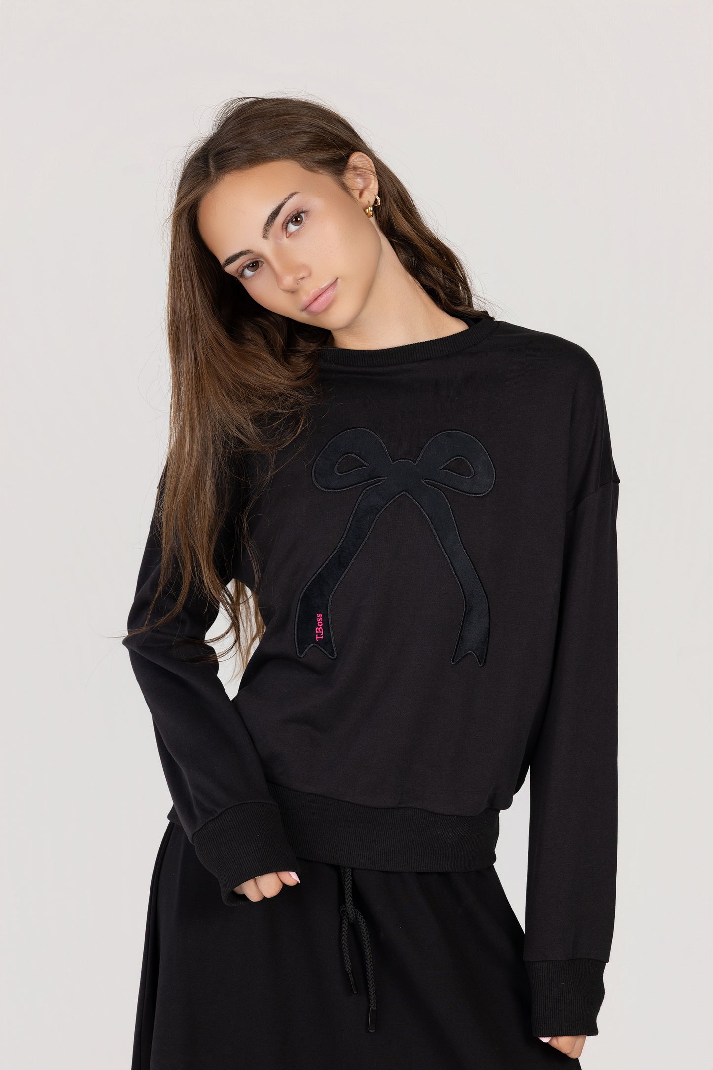 Velour bow sweatshirt