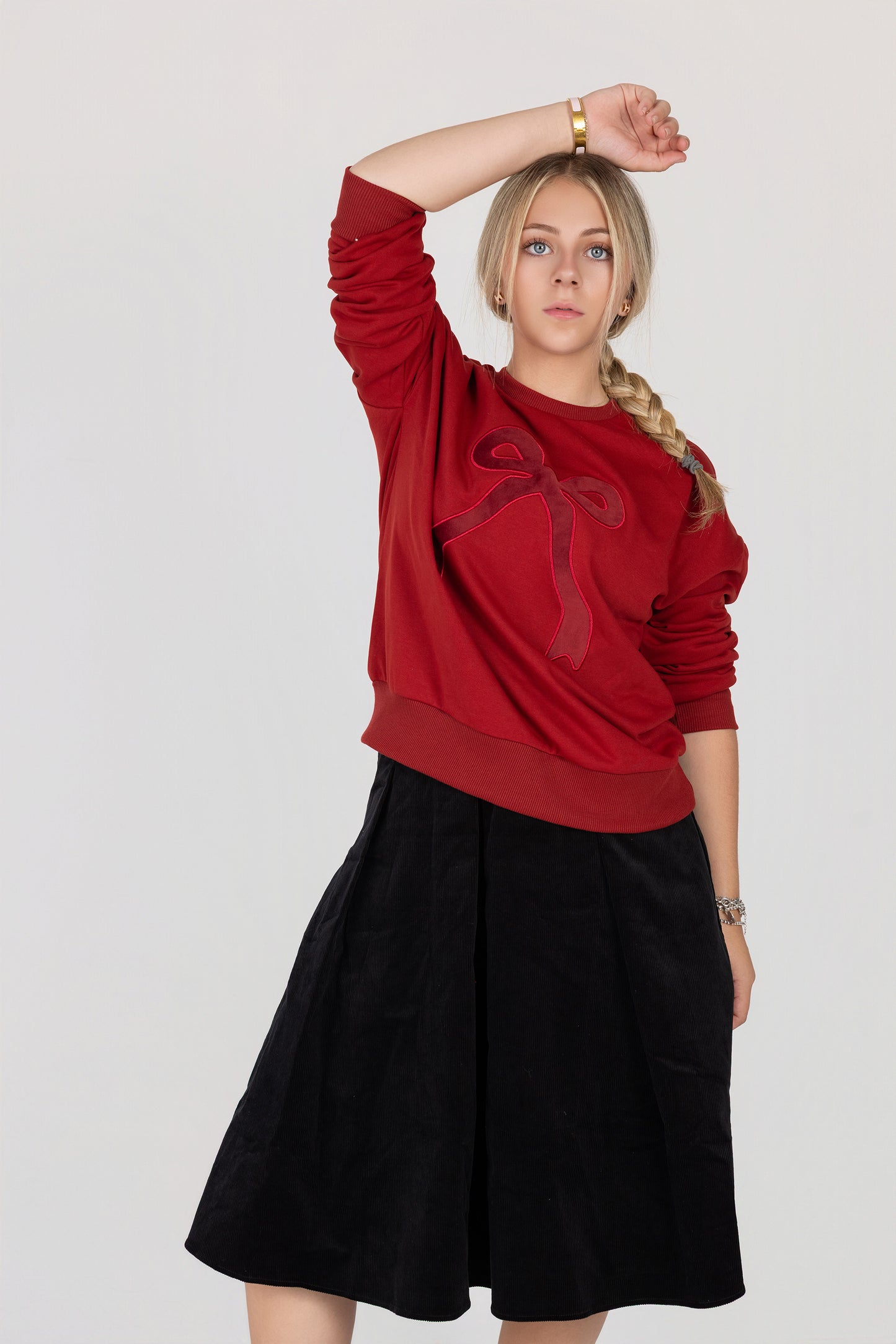 Velour bow sweatshirt