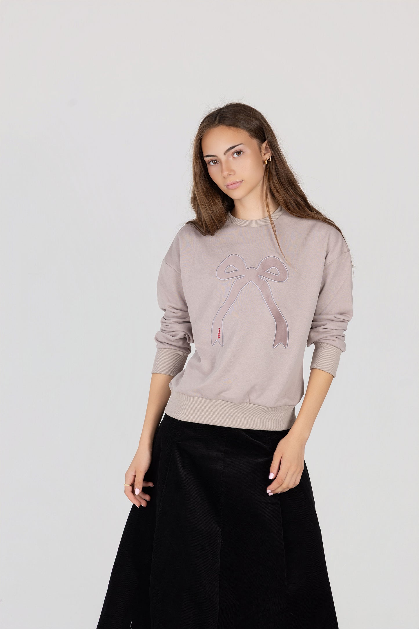 Velour bow sweatshirt