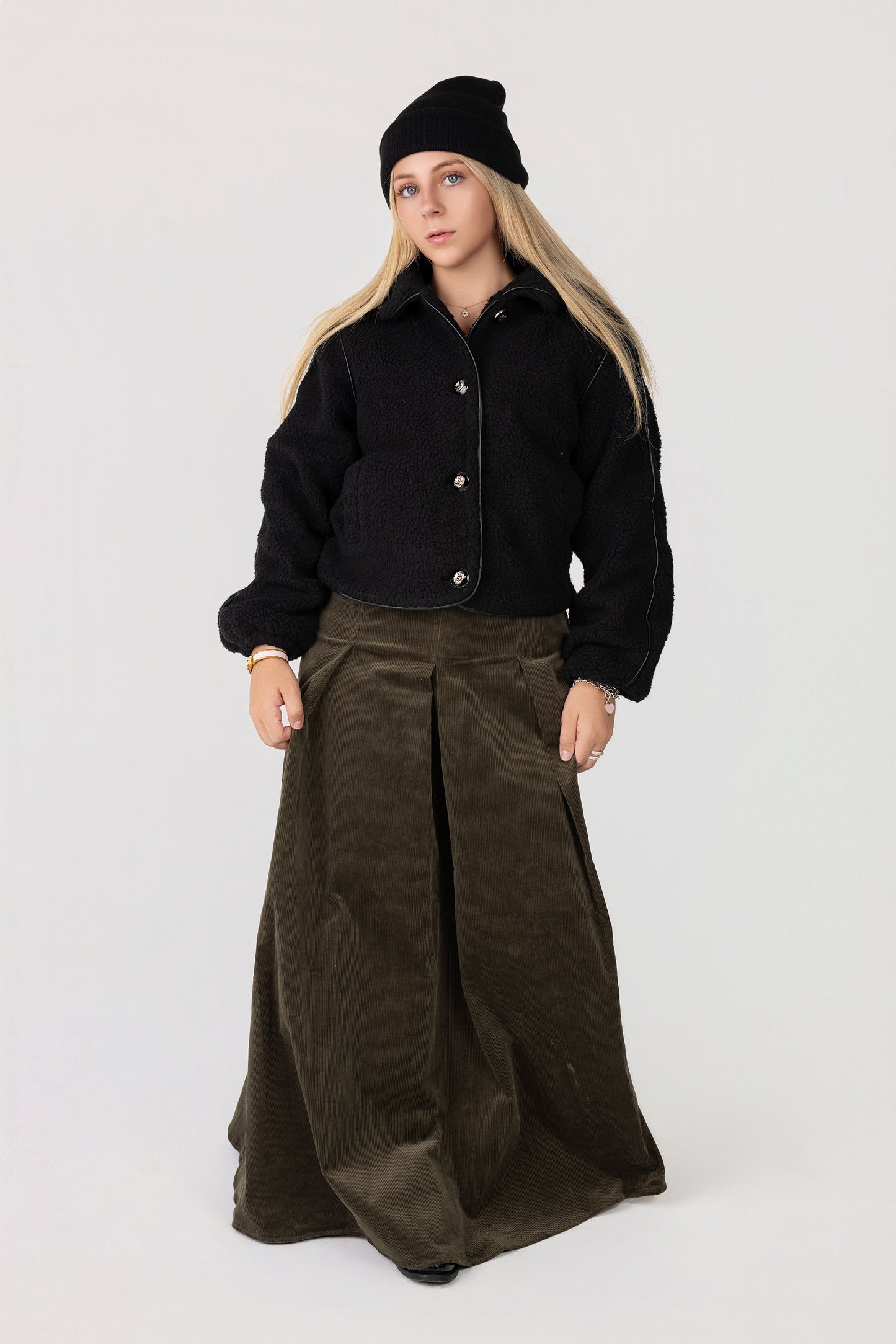 Corduroy pleated Maxi skirt